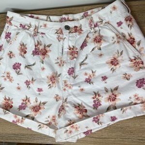 Women's American Eagle Floral Shorts Size 12